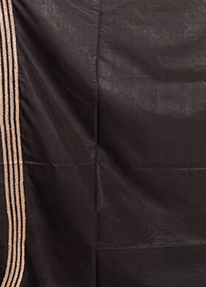Black Kantha Stitch Silk Saree With Blouse Piece - Image 5