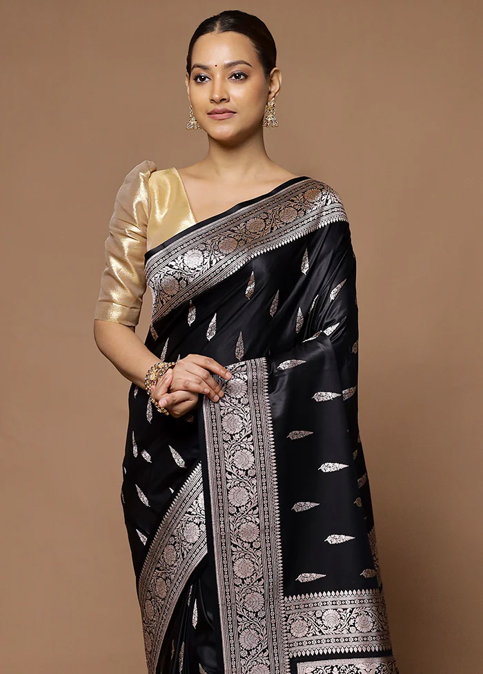 Black Katan Silk Saree With Blouse Piece - Image 2