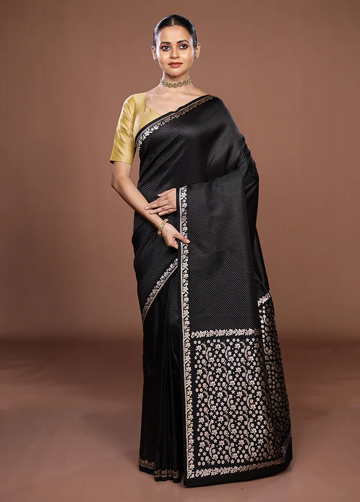 Black Katan Silk Saree With Blouse Piece - Image 2