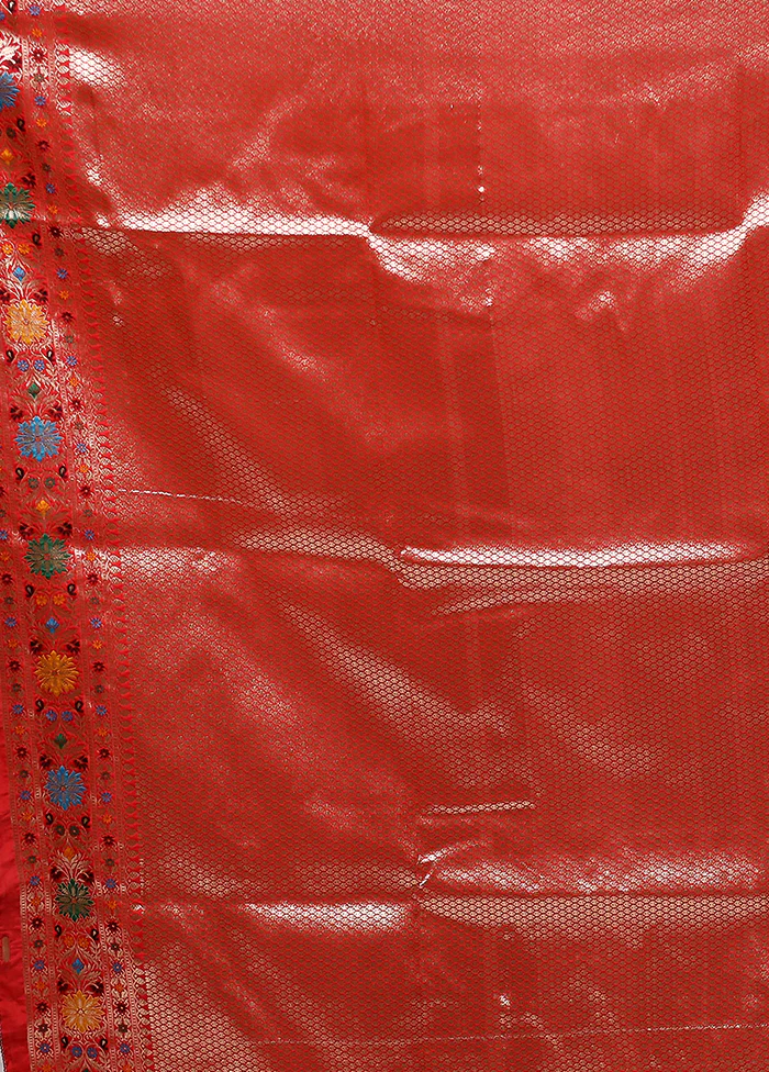 Black Katan Silk Saree With Blouse Piece - Image 6