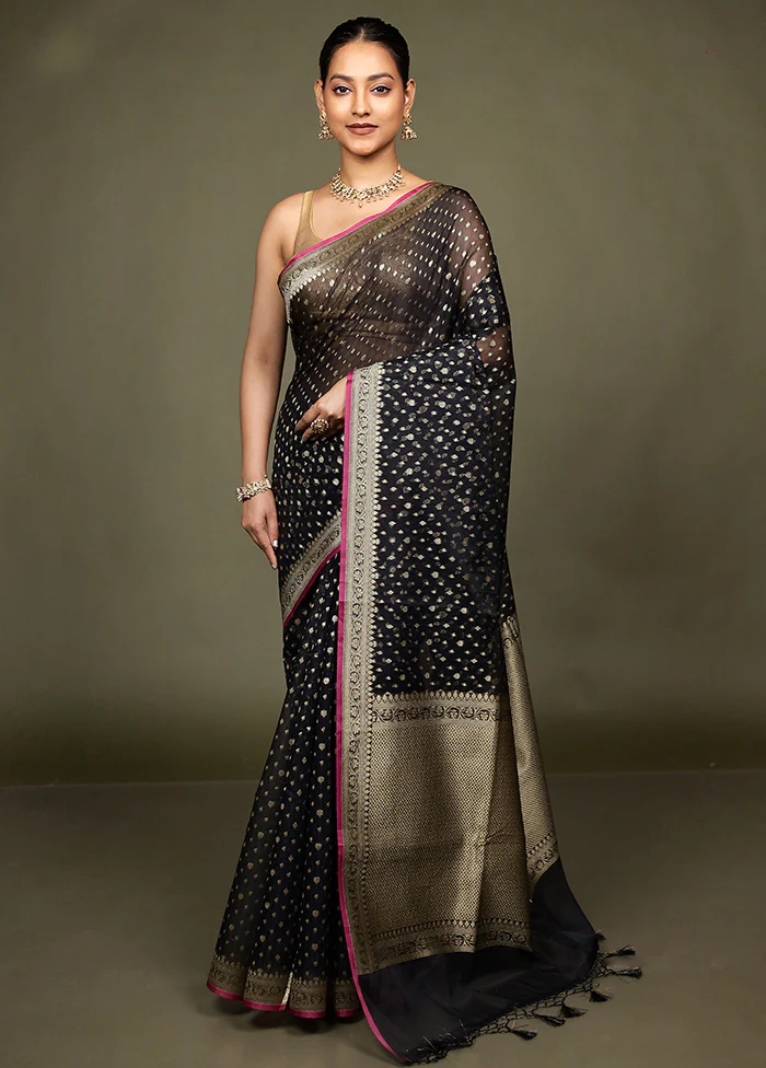 Black Kora Silk Saree With Blouse Piece - Image 2