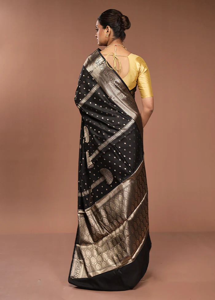 Black Kora Silk Saree With Blouse Piece - Image 3