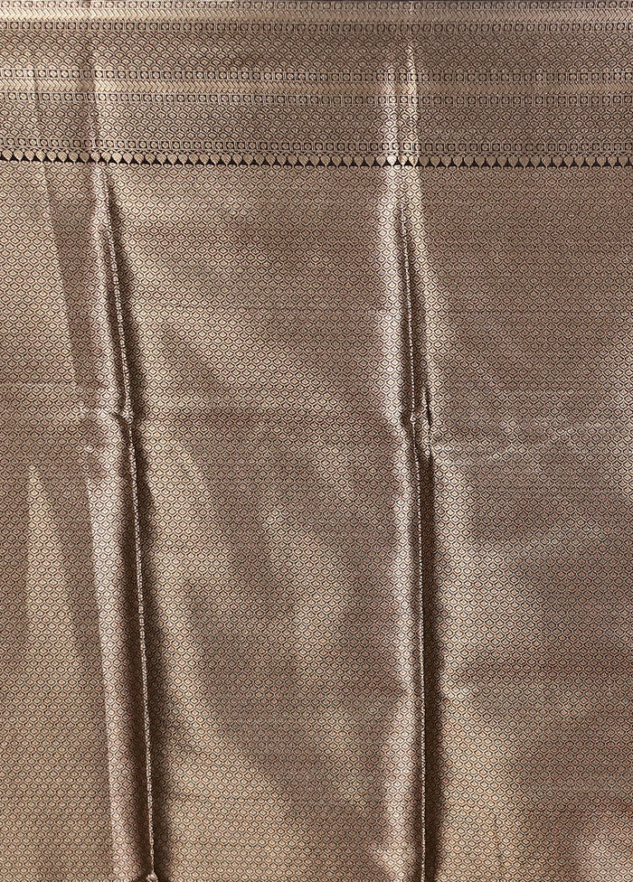 Black Kora Silk Saree With Blouse Piece - Image 5