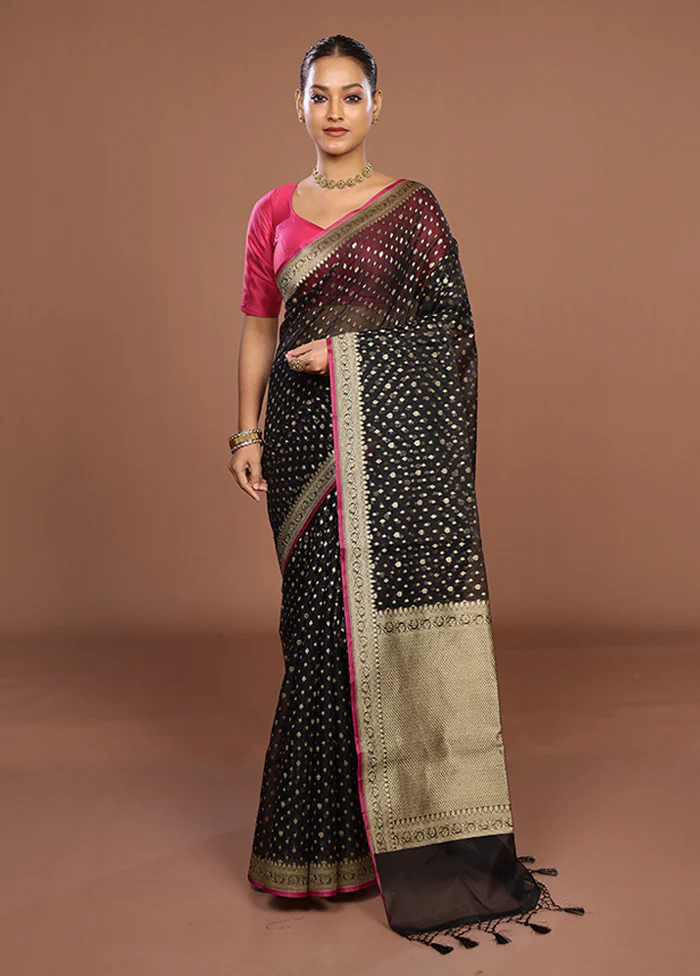 Black Kora Silk Saree With Blouse Piece - Image 2