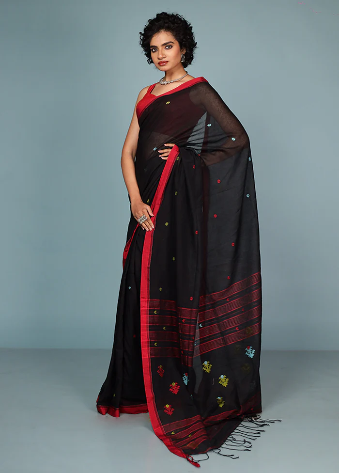 Black Matka Silk Saree With Blouse Piece - Image 4