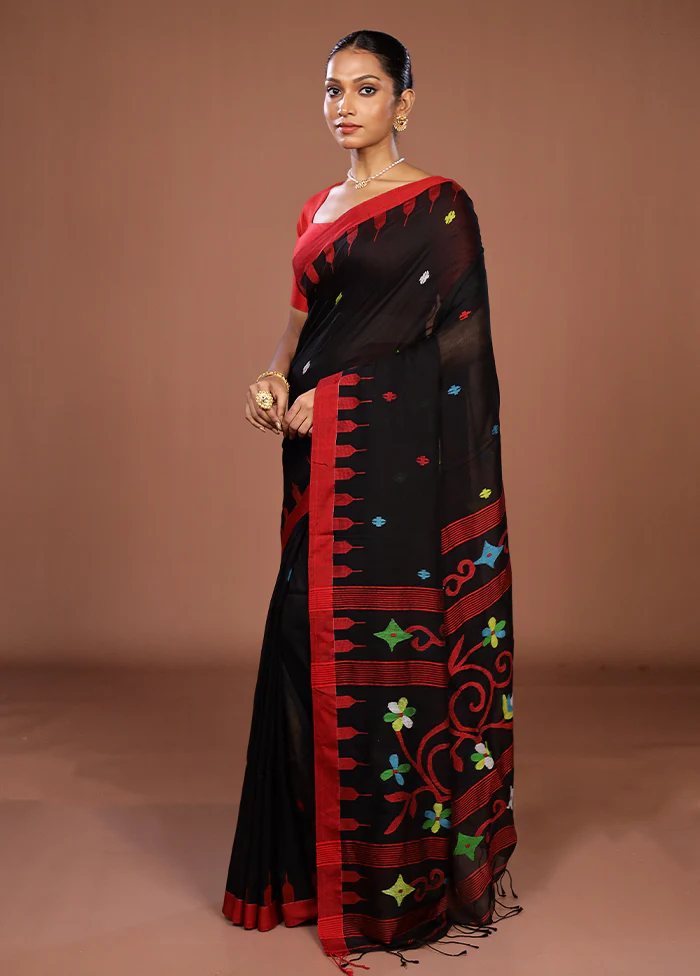 Black Matka Silk Saree With Blouse Piece - Image 4