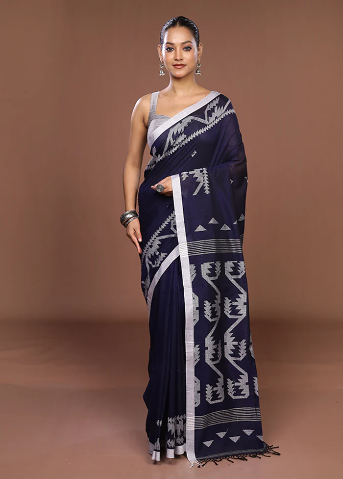 Black Matka Silk Saree With Blouse Piece - Image 2