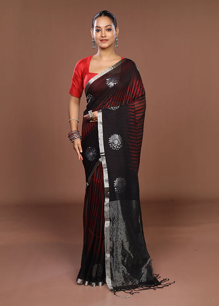 Black Matka Silk Saree With Blouse Piece - Image 2
