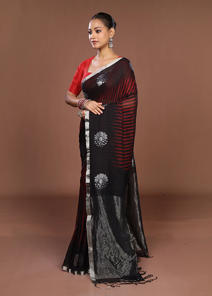 Black Matka Silk Saree With Blouse Piece - Image 4