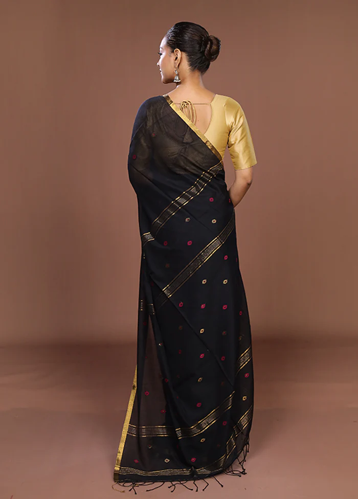 Black Matka Silk Saree With Blouse Piece - Image 3
