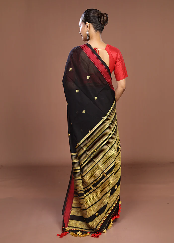 Black Matka Silk Saree With Blouse Piece - Image 3