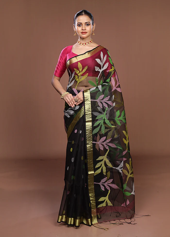Black Matka Silk Saree With Blouse Piece - Image 2