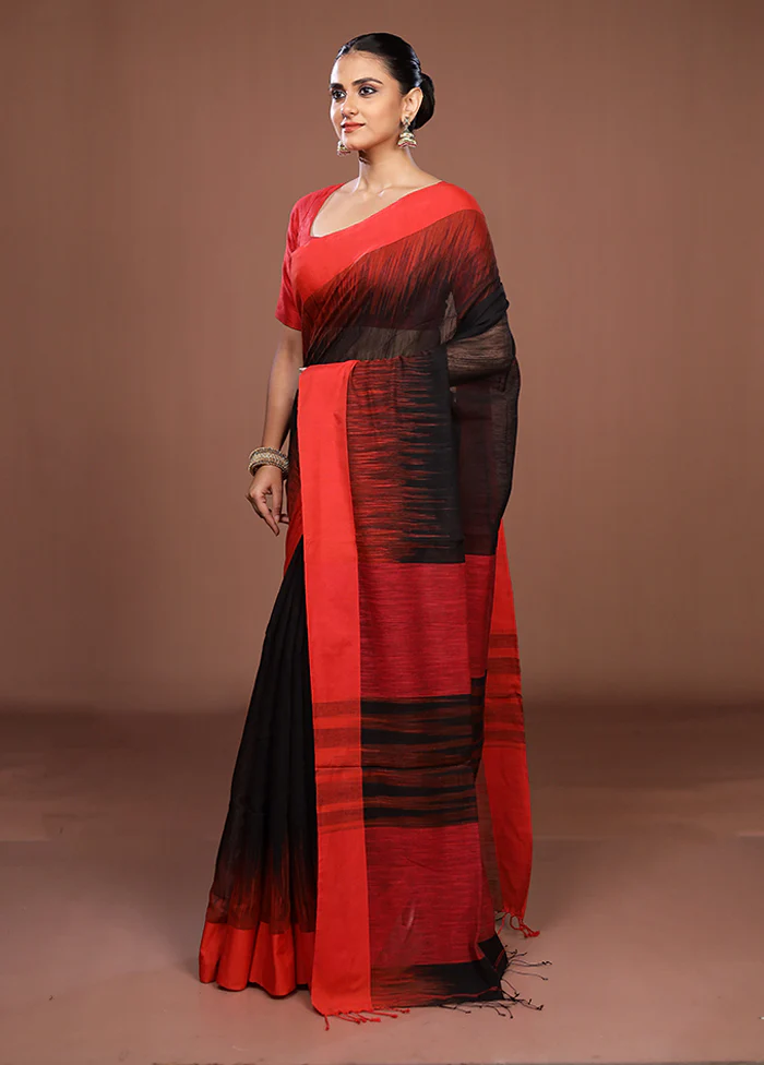 Black Matka Silk Saree With Blouse Piece - Image 4