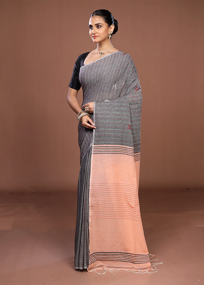 Black Matka Silk Saree With Blouse Piece - Image 3