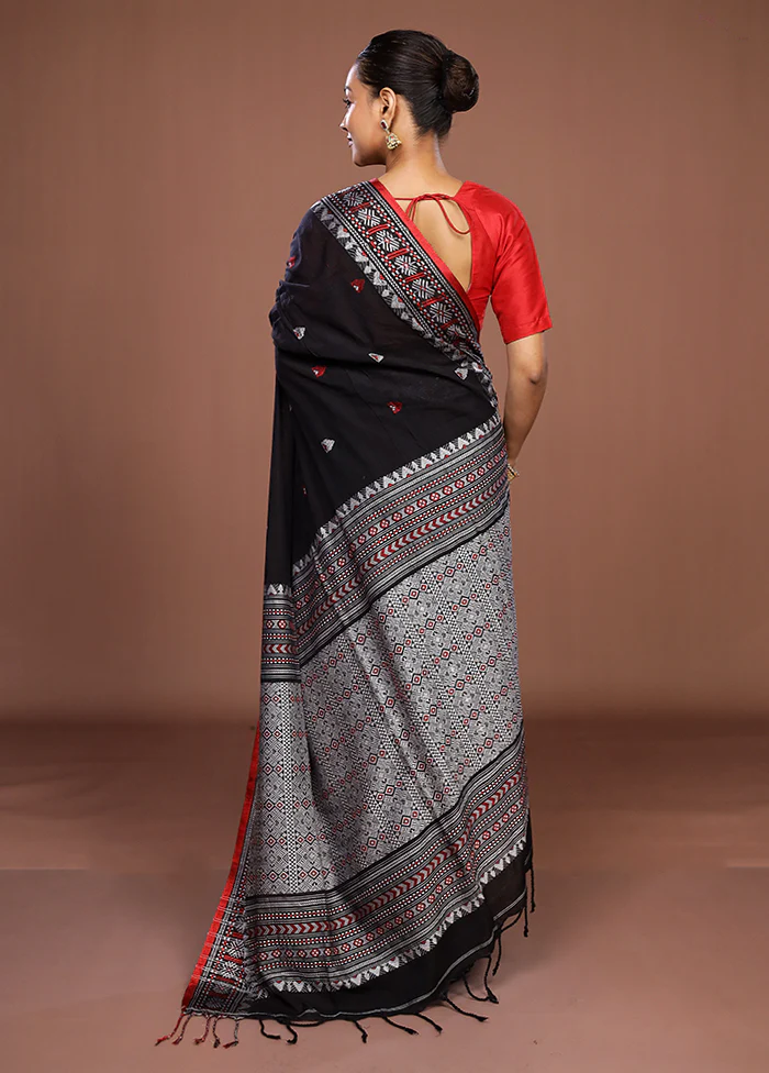 Black Matka Silk Saree With Blouse Piece - Image 3