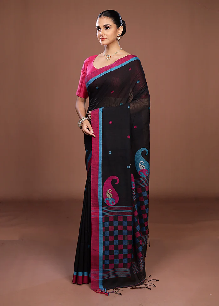 Black Matka Silk Saree With Blouse Piece - Image 4