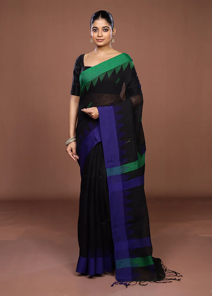 Black Matka Silk Saree With Blouse Piece - Image 2