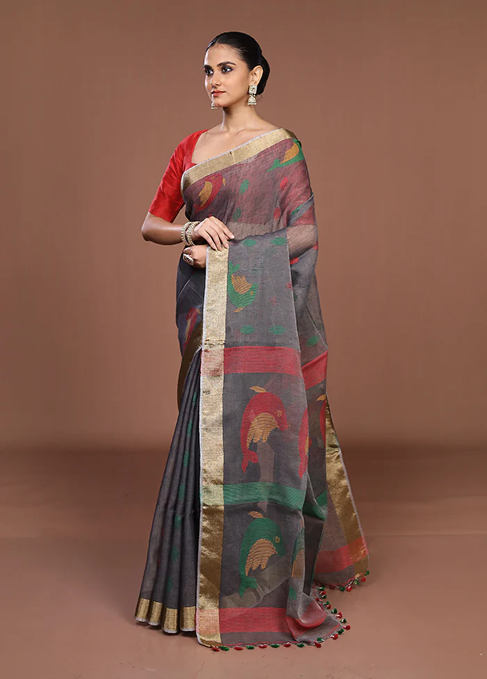 Black Matka Silk Saree With Blouse Piece - Image 4
