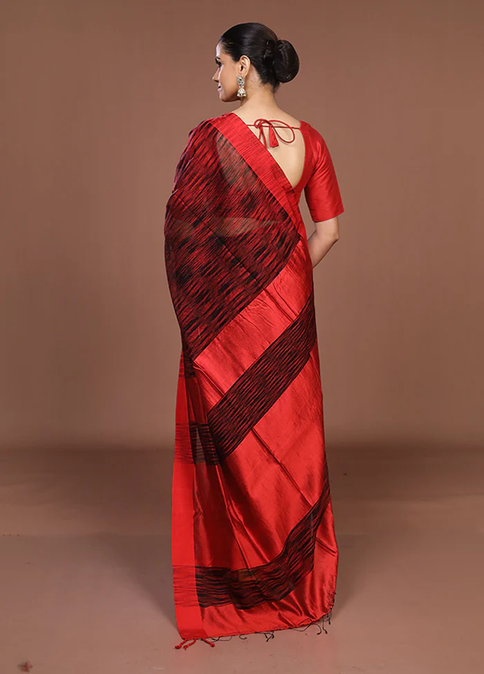 Black Matka Silk Saree With Blouse Piece - Image 3