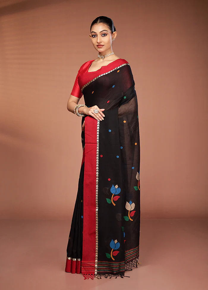 Black Matka Silk Saree With Blouse Piece - Image 4