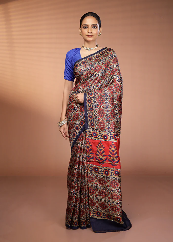 Black Printed Silk Saree Without Blouse Piece - Image 2