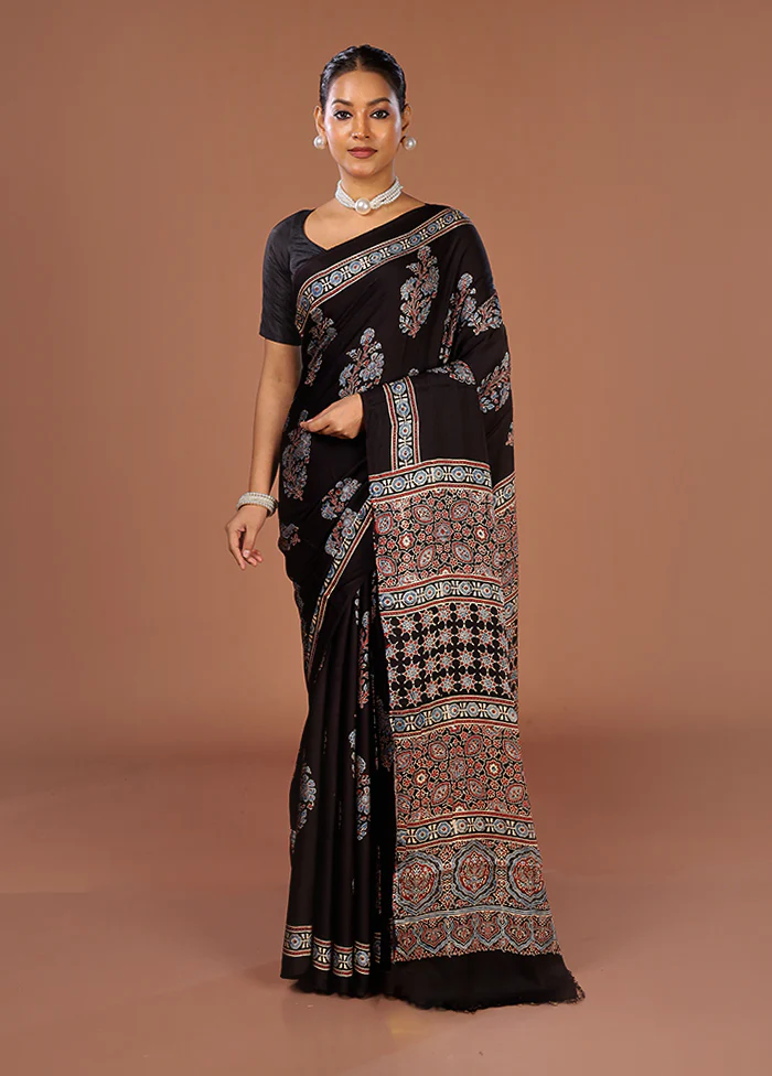 Black Printed Pure Silk Saree Without Blouse Piece - Image 2