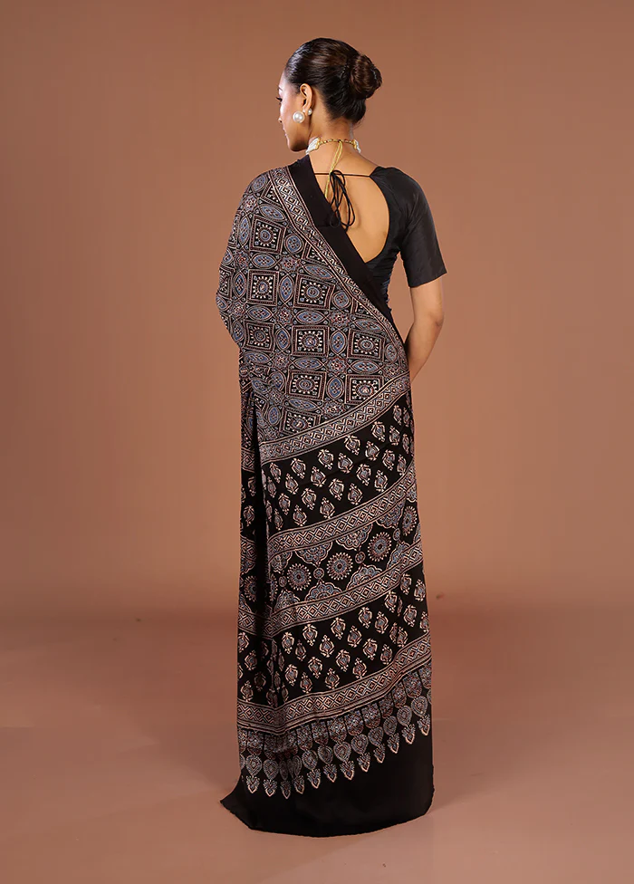 Black Printed Pure Silk Saree Without Blouse Piece - Image 3