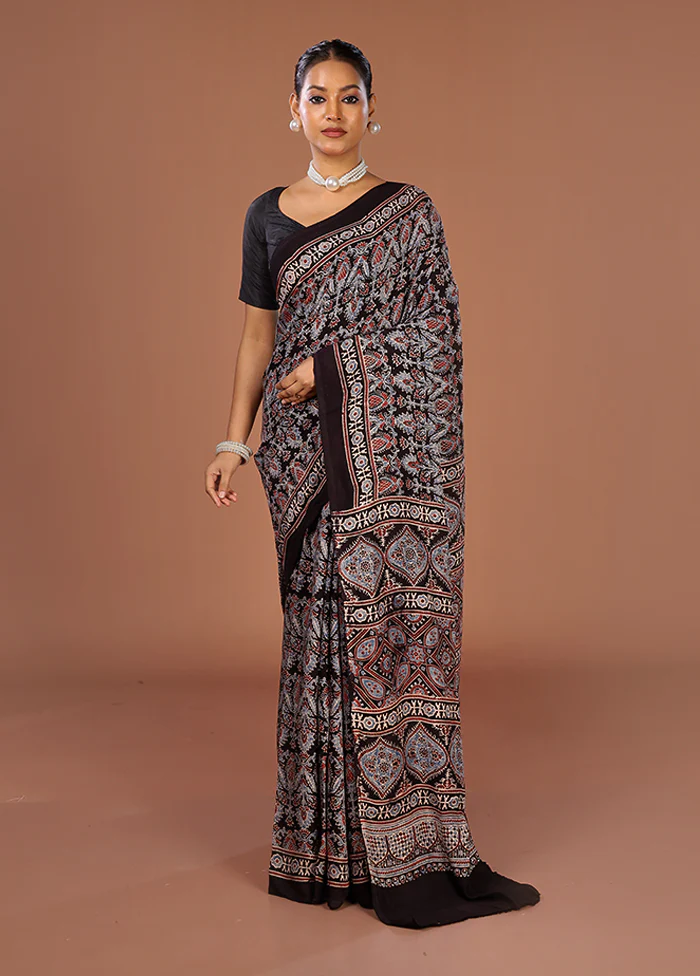 Black Printed Pure Silk Saree Without Blouse Piece - Image 2