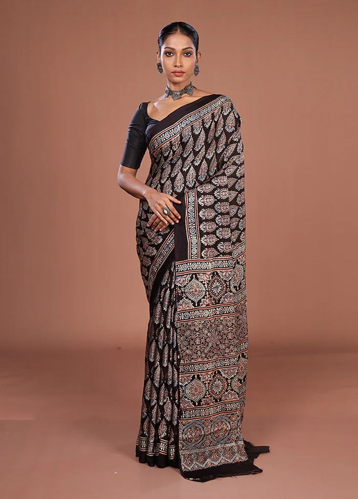 Black Printed Pure Silk Saree Without Blouse Piece - Image 2