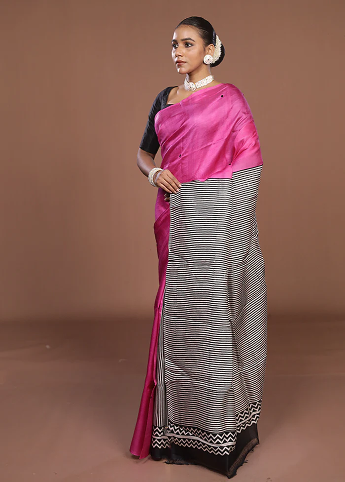 Black Printed Silk Saree Without Blouse Piece - Image 4