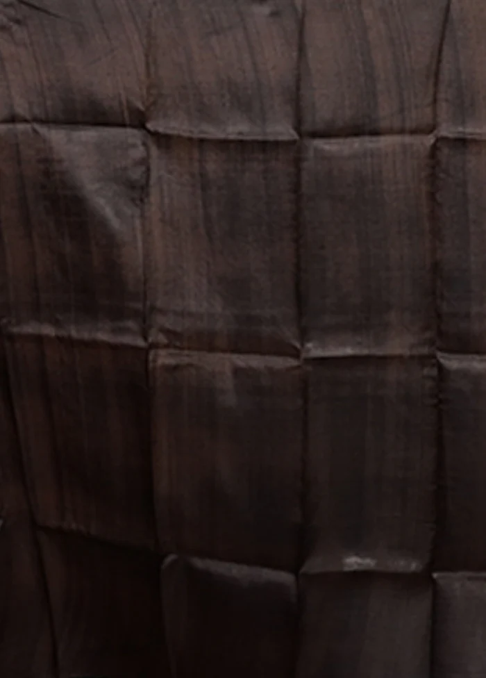 Black Printed Silk Saree Without Blouse Piece - Image 4