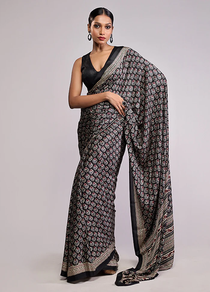 Black Printed Silk Saree Without Blouse Piece - Image 2