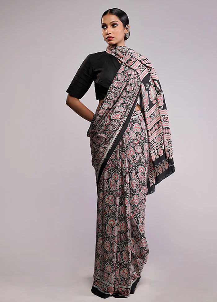 Black Printed Silk Saree Without Blouse Piece - Image 2