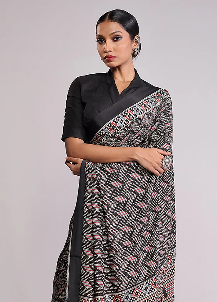 Black Printed Silk Saree Without Blouse Piece