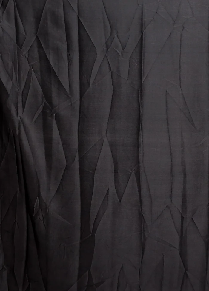 Black Printed Silk Saree With Blouse Piece - Image 5