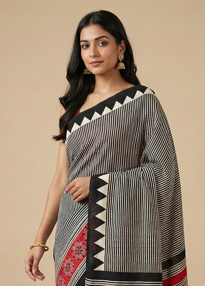 Black Printed Silk Saree With Blouse Piece - Image 2