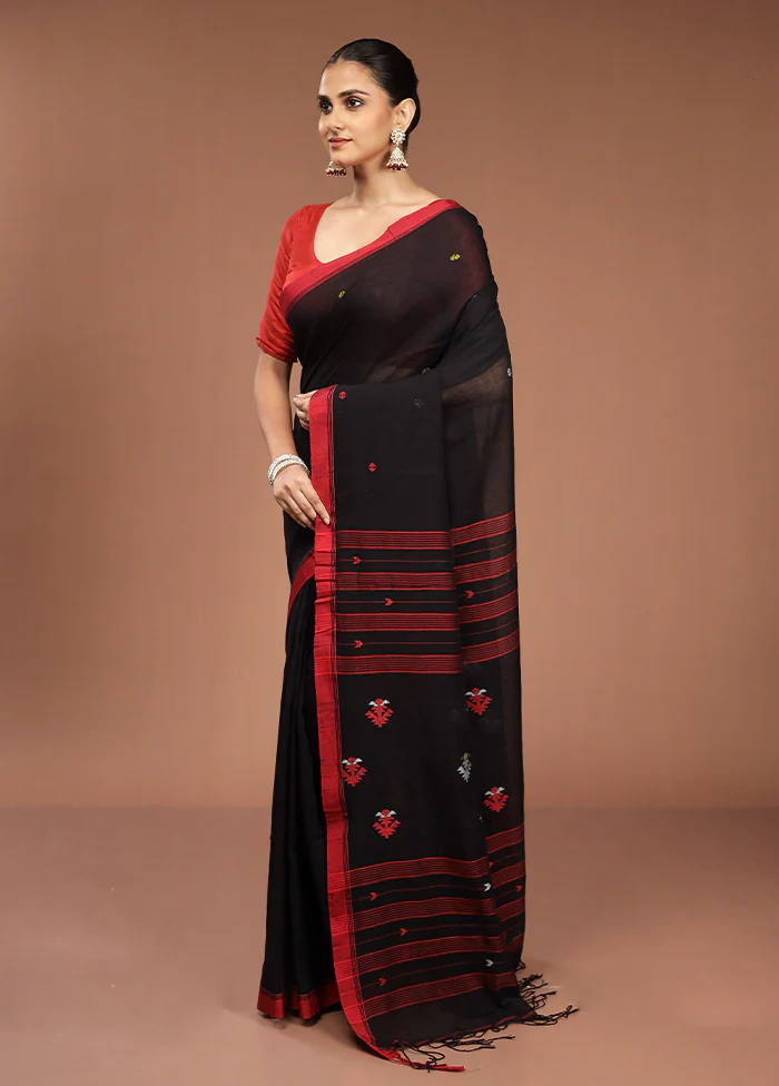 Black Pure Cotton Saree With Blouse Piece - Image 4