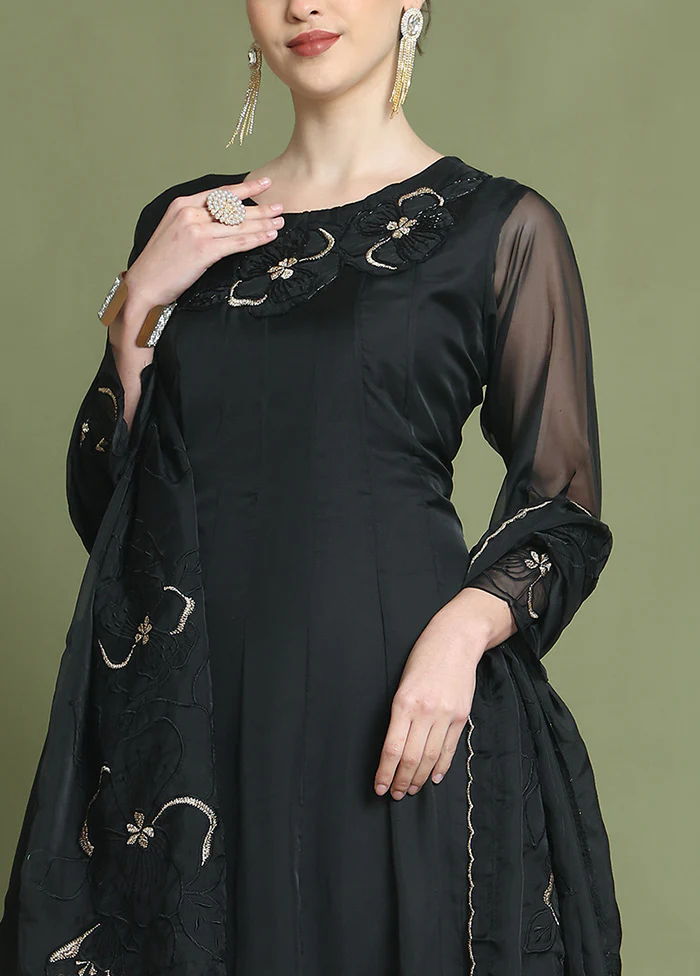 Black Readymade Silk Dupatta Indian Dress - Image 3