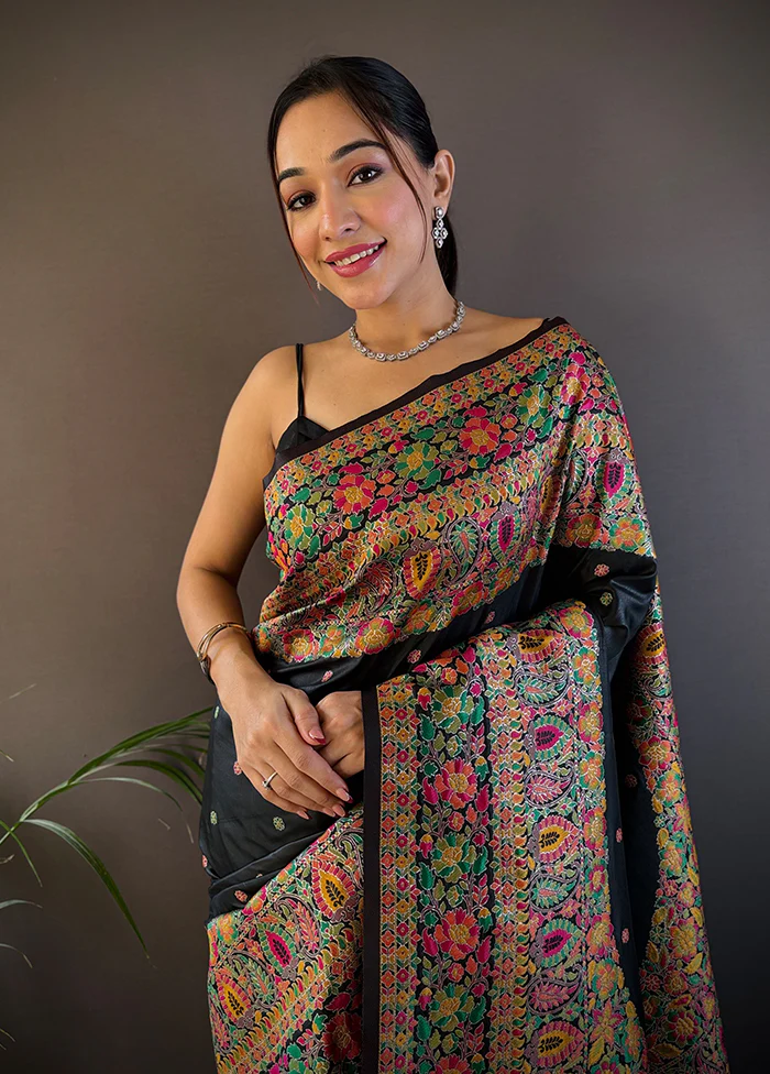 Black Spun Silk Saree With Blouse Piece - Image 2