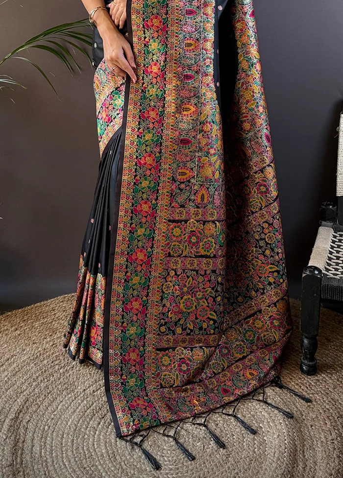 Black Spun Silk Saree With Blouse Piece - Image 3