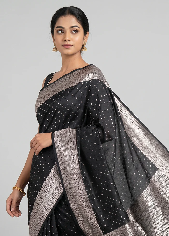 Black Uppada Silk Saree With Blouse Piece - Image 2