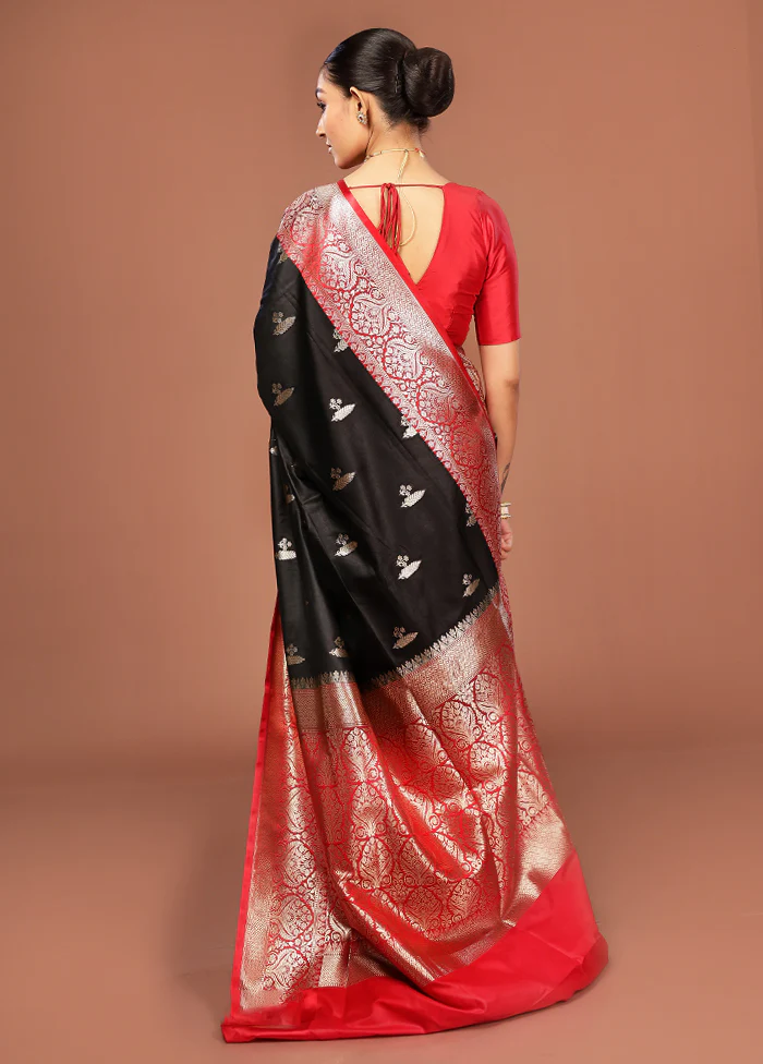 Black Uppada Silk Saree With Blouse Piece - Image 3
