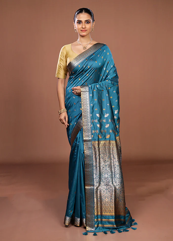 Blue Assam Silk Saree With Blouse Piece - Image 2