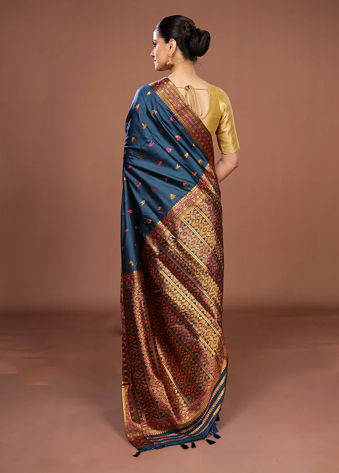 Blue Assam Silk Saree With Blouse Piece - Image 3