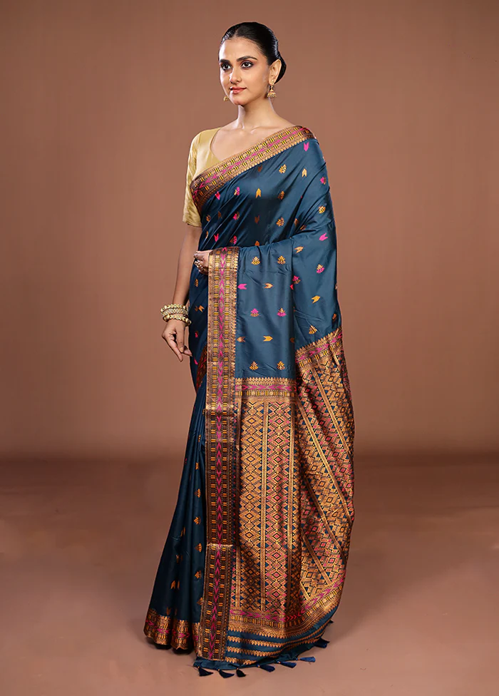 Blue Assam Silk Saree With Blouse Piece - Image 4