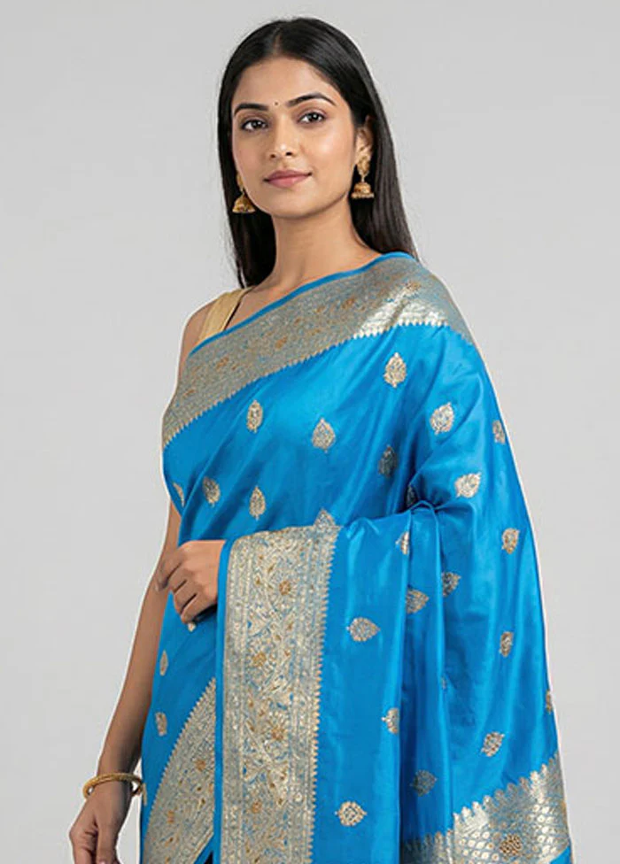 Blue Banarasi Silk Saree With Blouse Piece - Image 2
