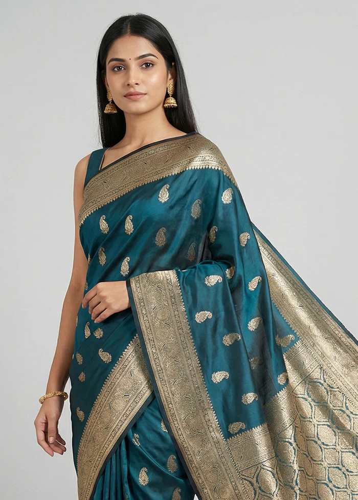 Blue Banarasi Silk Saree With Blouse Piece - Image 2