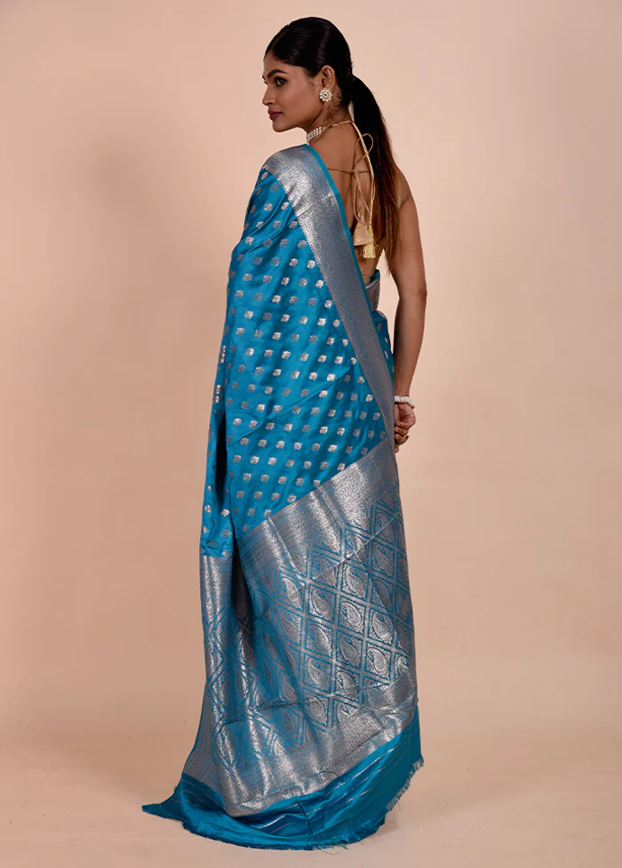 Blue Banarasi Silk Saree With Blouse Piece - Image 3