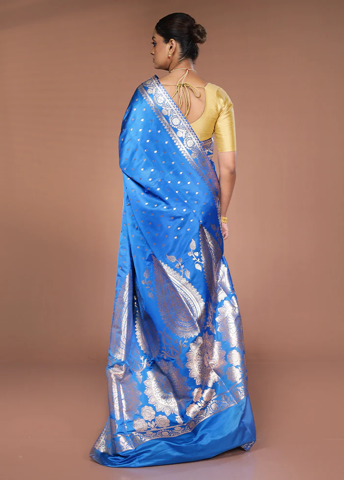 Blue Banarasi Silk Saree With Blouse Piece - Image 3