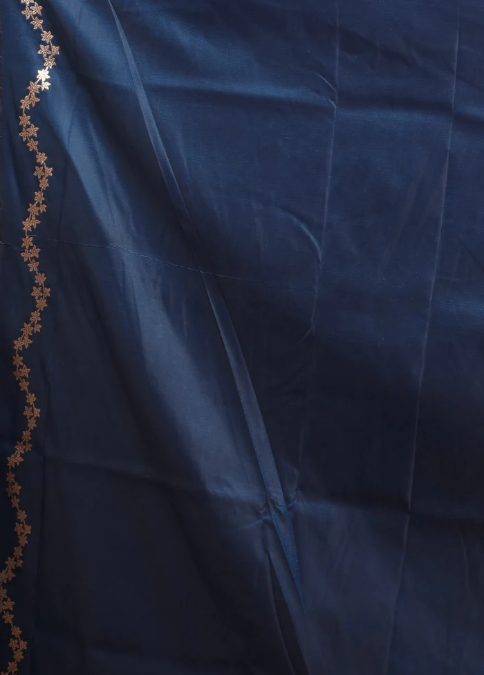 Blue Banarasi Silk Saree With Blouse Piece - Image 5